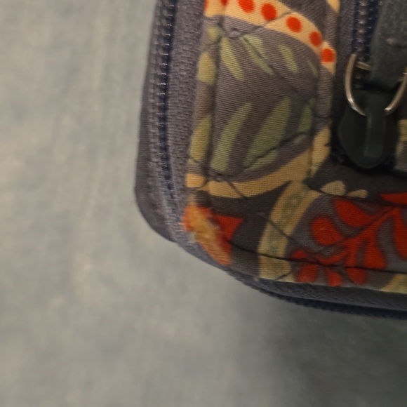 Vera Bradley Wallet with Turn Lock And Zipper Compartment (Bin 12) - Picture 8 of 11